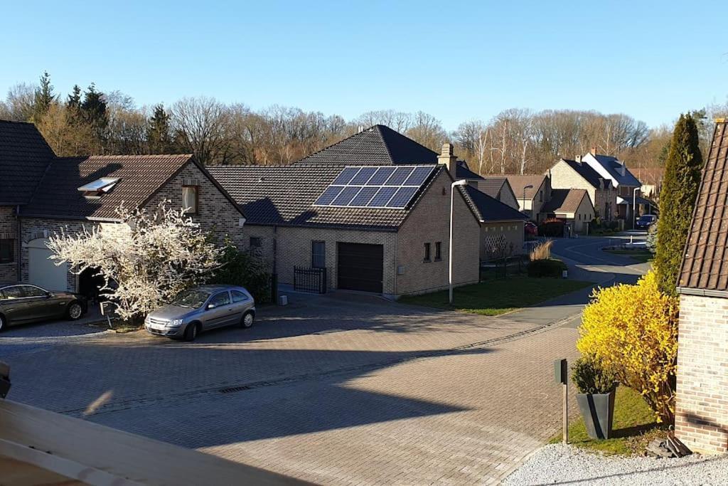 A Louer Un Appart Dans Une Residence Calme Mont-Saint-Guibert Extérieur photo