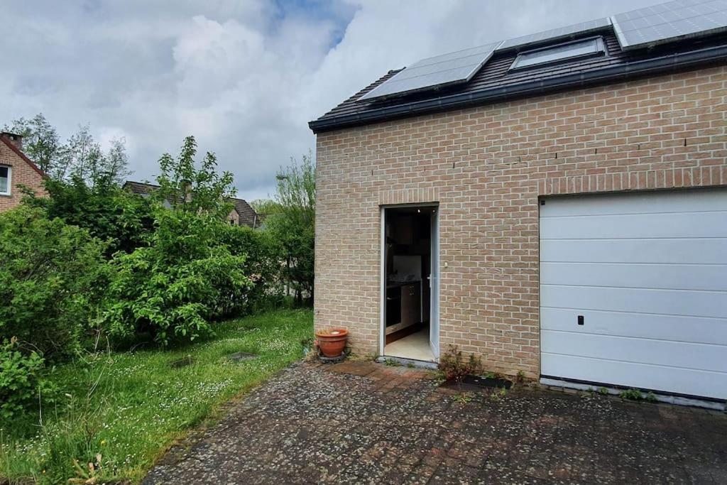 A Louer Un Appart Dans Une Residence Calme Mont-Saint-Guibert Extérieur photo