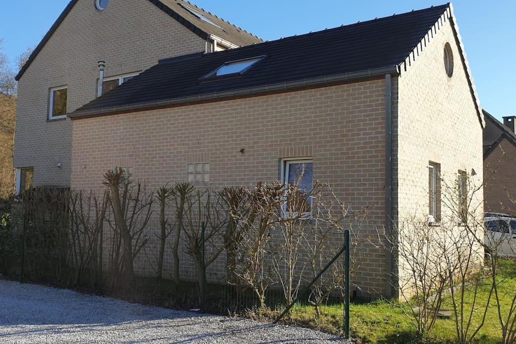 A Louer Un Appart Dans Une Residence Calme Mont-Saint-Guibert Extérieur photo